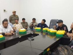 LSM Gerak Indonesia Berencana Gelar Aksi berjilid jilid " Desak Kejaksaan Negeri Usut Tuntas Mangkraknya GOR Bulupasar-Kediri. 16 LSM Gerak Indonesia Berencana Gelar Aksi berjilid jilid ” Desak Kejaksaan Negeri Usut Tuntas Mangkraknya GOR Bulupasar-Kediri.